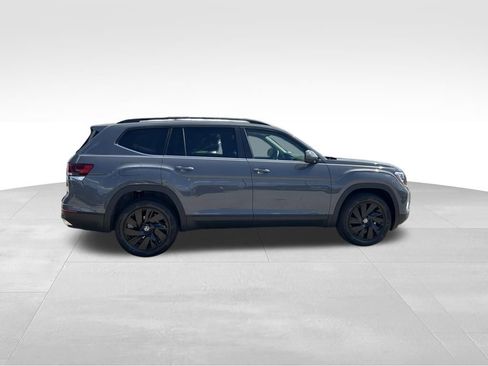 New 2026 Volkswagen Atlas SE FWD image 6
