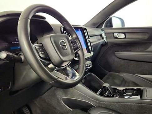 Certified 2023 Volvo C40 P8 Recharge Plus w/ Protection Package Premier AWD/4WD image 12
