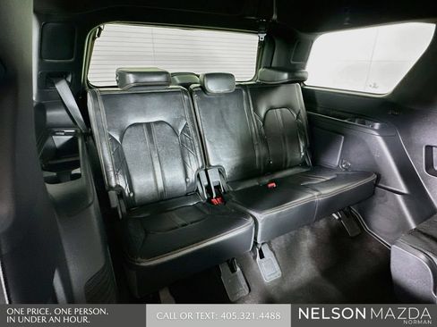 Used 2023 Ford Expedition Platinum AWD/4WD image 31