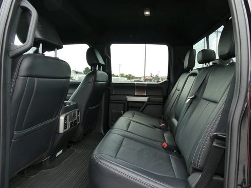 Used 2022 Ford F250 Lariat w/ Black Appearance Package AWD/4WD image 18