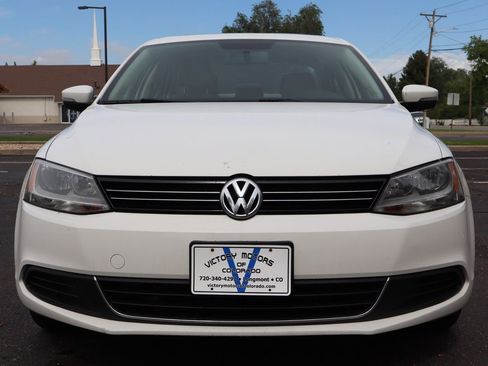 Used 2013 Volkswagen Jetta SE FWD image 13