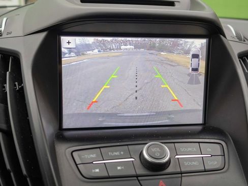 Used 2018 Ford Escape SEL image 18