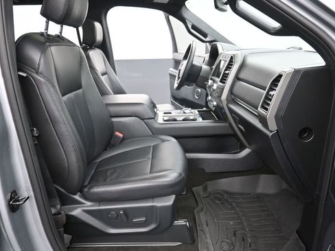 Used 2020 Ford Expedition XLT w/ Equipment Group 202A image 27