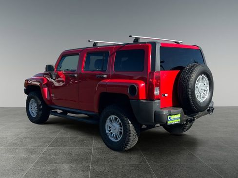Used 2010 HUMMER H3 AWD/4WD image 6