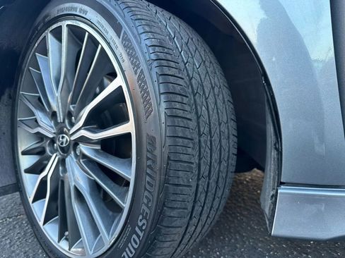 Used 2018 Hyundai Elantra Sport w/ Sport Premium Package 03 FWD image 18