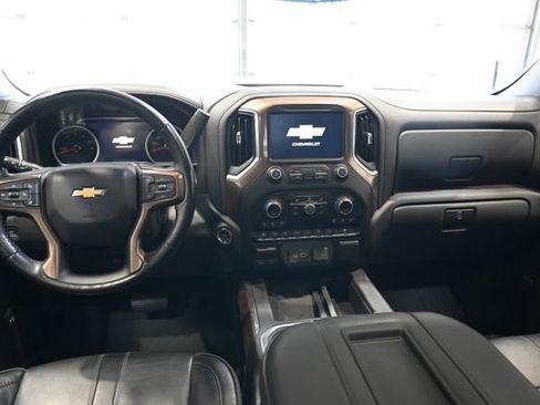 Used 2021 Chevrolet Silverado 1500 High Country w/ Technology Package image 13