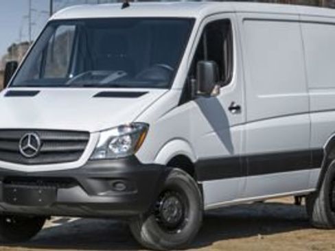 Used 2017 Mercedes-Benz Sprinter 2500 image 1