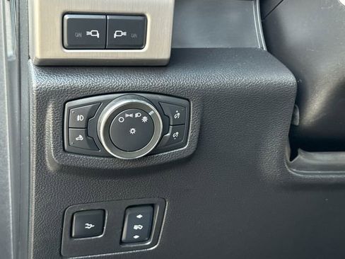 Used 2017 Ford F250 Platinum w/ Platinum Ultimate Package image 21