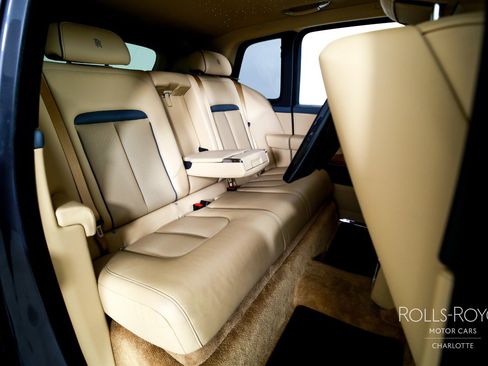 Used 2020 Rolls-Royce Cullinan AWD/4WD image 27