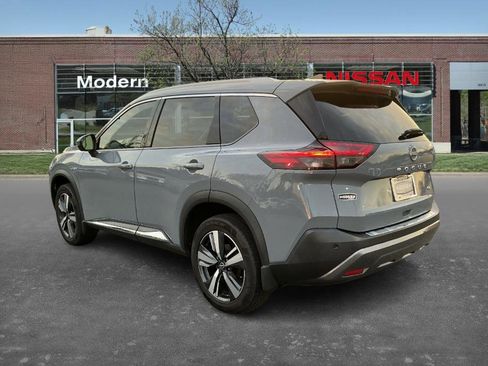 Certified 2023 Nissan Rogue SL image 2