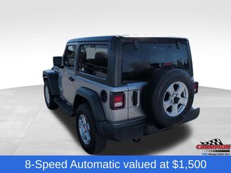Used 2020 Jeep Wrangler Sport AWD/4WD video 3