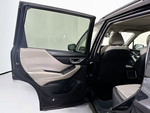 Used 2020 Subaru Forester Premium image 33