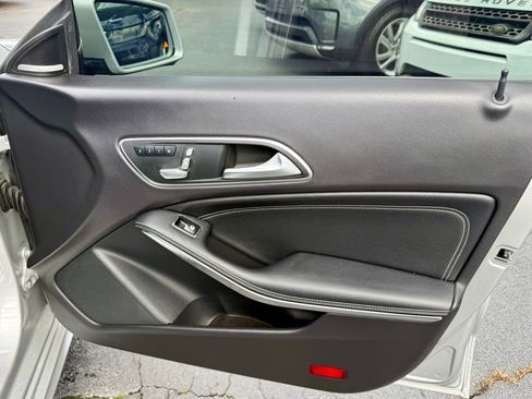 Used 2017 Mercedes-Benz CLA 250 4MATIC image 24