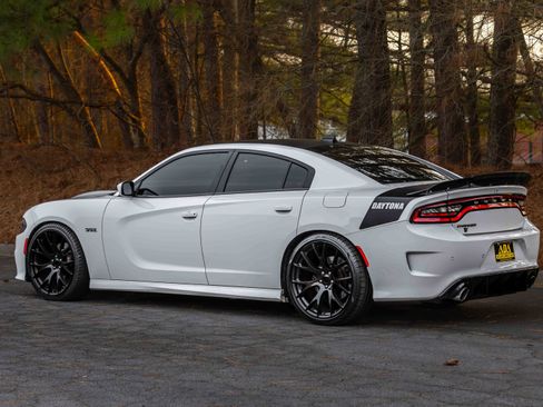 Used 2019 Dodge Charger Scat Pack w/ Daytona Edition Group image 55