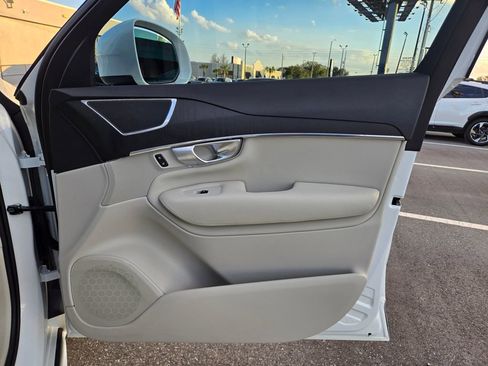 Used 2020 Volvo XC90 T5 Momentum w/ Protection Package Premier image 49