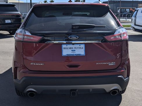 Used 2019 Ford Edge Titanium w/ Cold Weather Package AWD/4WD image 3
