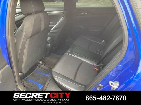 Used 2019 Honda Civic Sport image 11