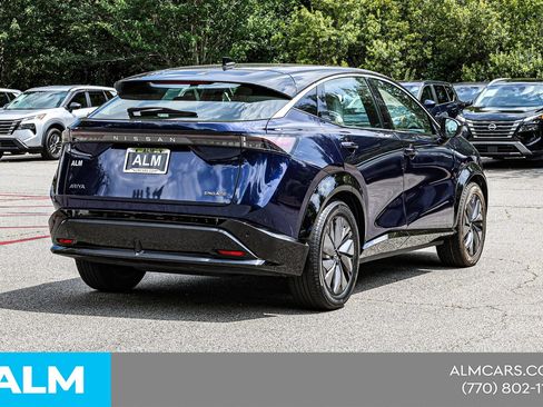 Used 2023 Nissan Ariya FWD image 6