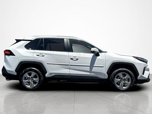 Certified 2024 Toyota RAV4 LE AWD/4WD image 6
