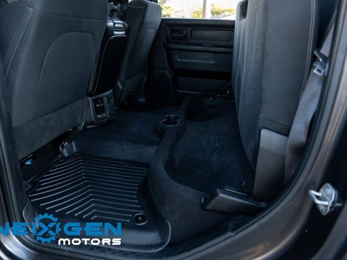 Used 2021 RAM 3500 Tradesman image 41