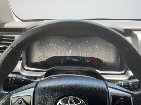 Used 2024 Toyota 4Runner SR5 RWD image 14