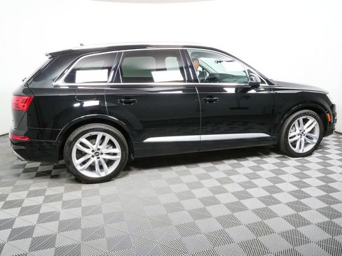 Used 2018 Audi Q7 3.0T Prestige AWD/4WD image 32