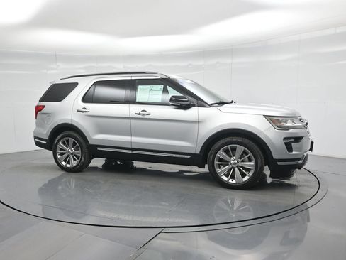 Certified 2018 Ford Explorer Limited image 26
