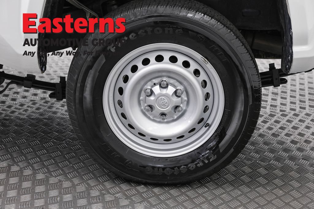 Used 2025 Toyota Tacoma SR RWD image 31