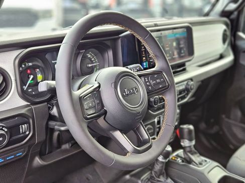 Used 2024 Jeep Wrangler Sport image 18