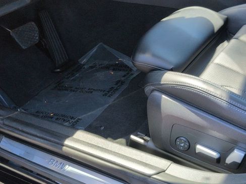 Certified 2023 BMW 330i Sedan w/ Convenience Package RWD image 17