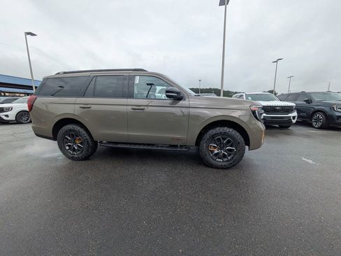 New 2026 Ford Expedition Tremor AWD/4WD image 3