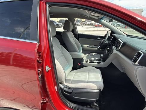 Used 2021 Kia Sportage LX AWD/4WD image 40