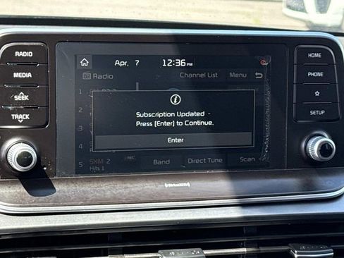 Used 2020 Kia Telluride LX AWD/4WD image 19