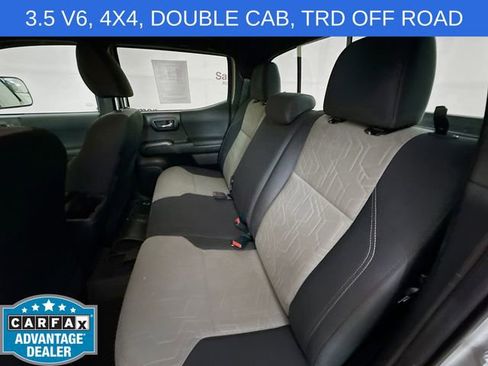 Used 2022 Toyota Tacoma TRD Off-Road AWD/4WD image 22