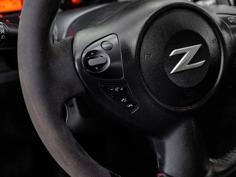 Used 2020 Nissan 370Z Coupe image 19