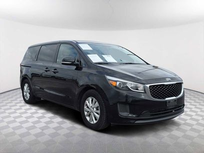 Used 2017 Kia Sedona LX