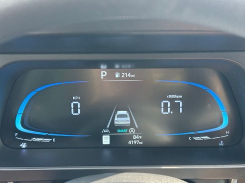 Certified 2026 Hyundai Elantra SE w/ Cargo Package FWD image 16