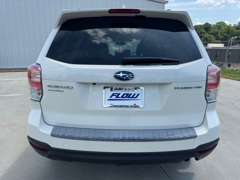 Used 2018 Subaru Forester 2.5i Premium AWD/4WD image 18