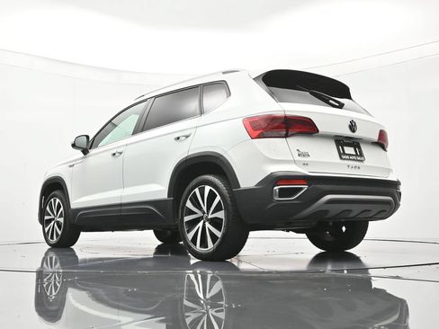 Used 2024 Volkswagen Taos SE FWD image 42