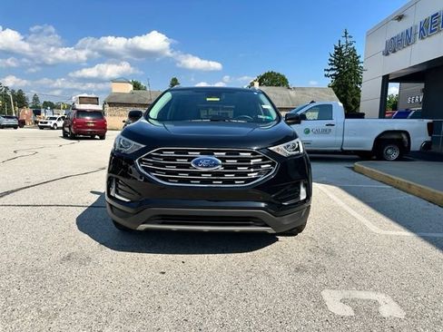 Certified 2021 Ford Edge SEL w/ Convenience Package AWD/4WD image 4