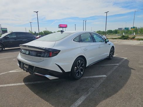 Certified 2025 Hyundai Sonata SEL AWD/4WD image 5