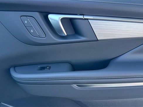 New 2026 Buick Enclave Preferred w/ Power Package image 21