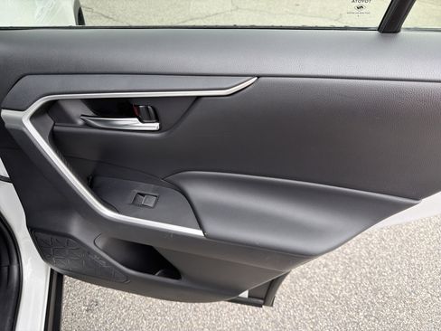 Certified 2024 Toyota RAV4 XLE image 34