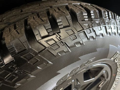 Used 2017 Jeep Wrangler Unlimited Sport image 13