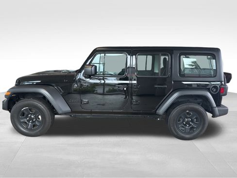 Used 2023 Jeep Wrangler Sport image 9
