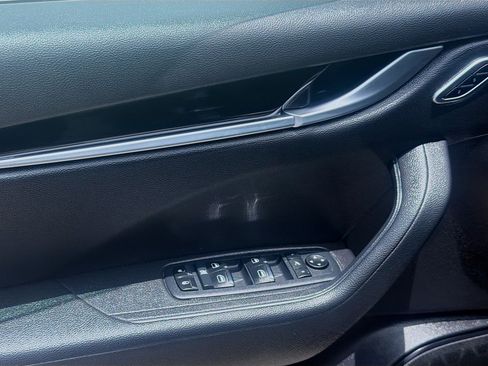 Used 2023 Maserati Levante GT AWD/4WD image 17