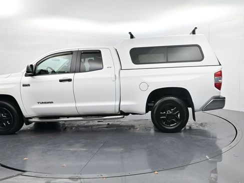 Used 2016 Toyota Tundra SR5 image 5