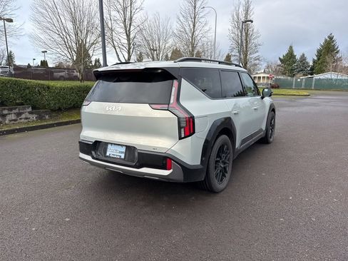 Used 2024 Kia EV9 GT-Line image 7