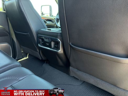 Used 2024 GMC Sierra 2500 Denali w/ Denali Reserve Package AWD/4WD image 27