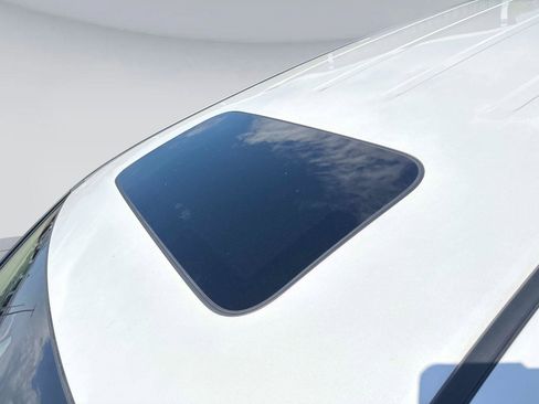 Certified 2024 Honda Odyssey Touring image 36
